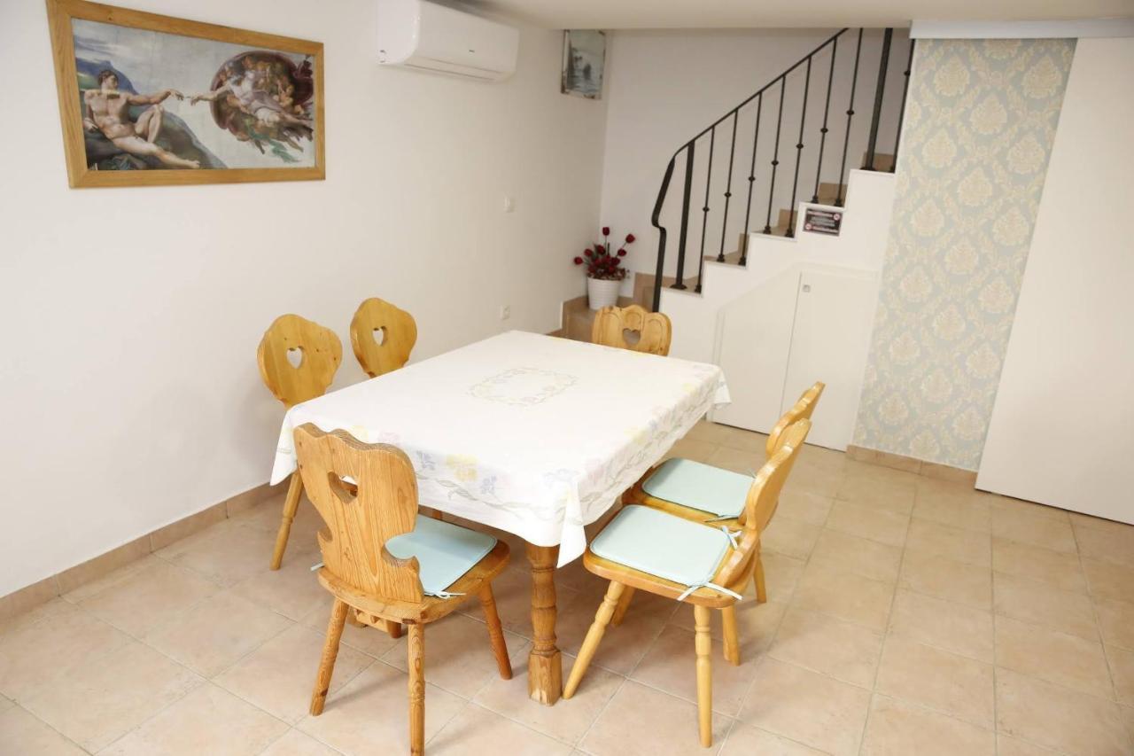 Holiday Home Yan With Bay View Водице Екстериор снимка